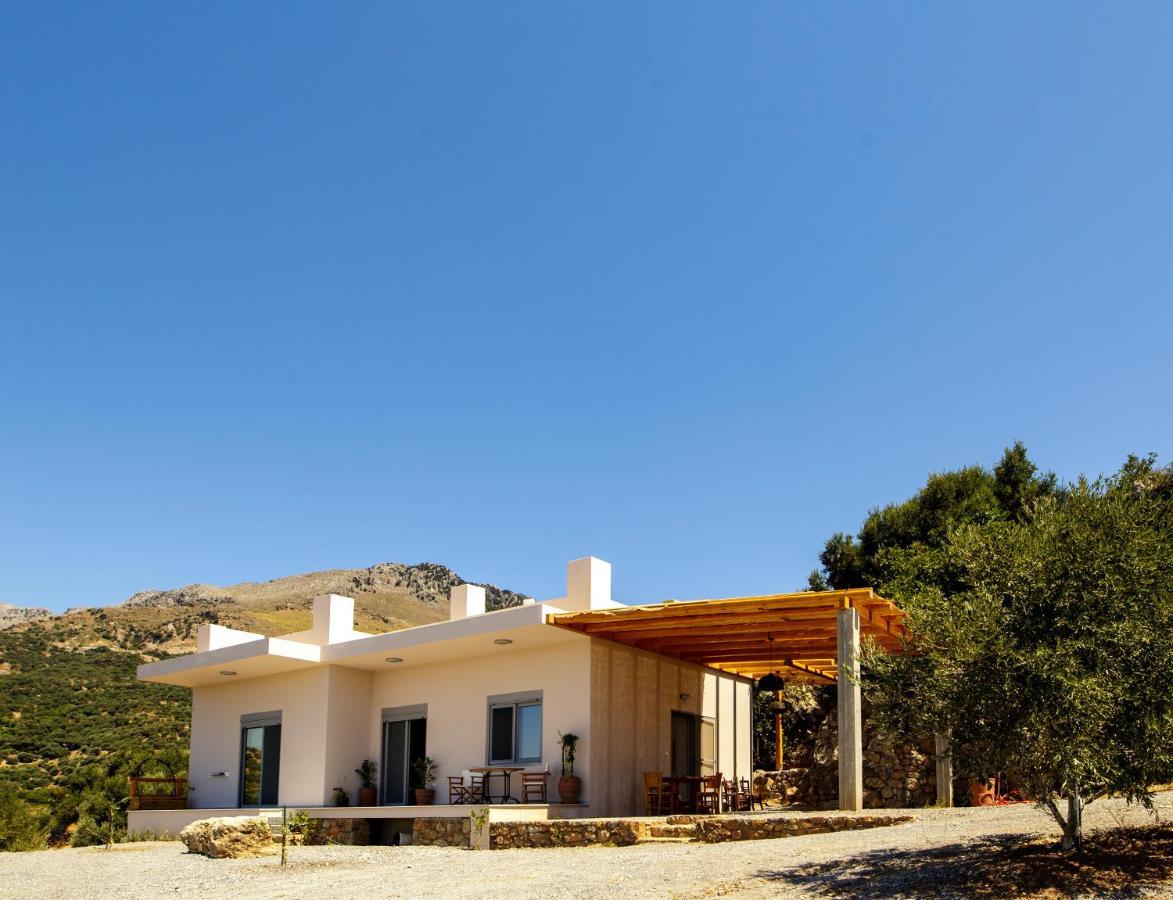 Almond Cottage With A Sea View Above Плакіас Екстер'єр фото